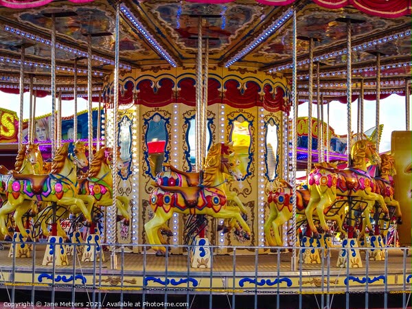 Carousel detail